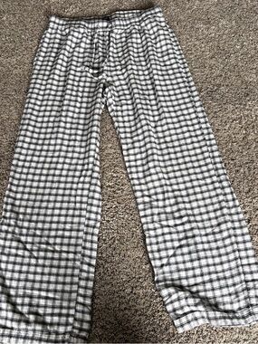 GAP Black and White Plaid Pajama Pants